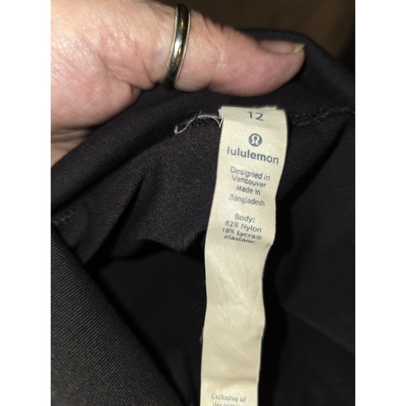 Lululemon Long Exercise Pants  Size 12. Up To Date , Fashion,Cottagecore,... - Picture 3 of 5